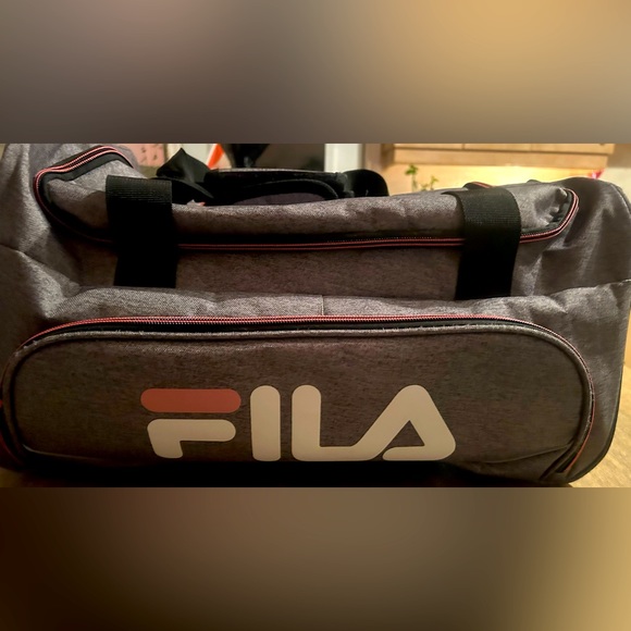 Fila Sport Bag - Picture 1 of 3